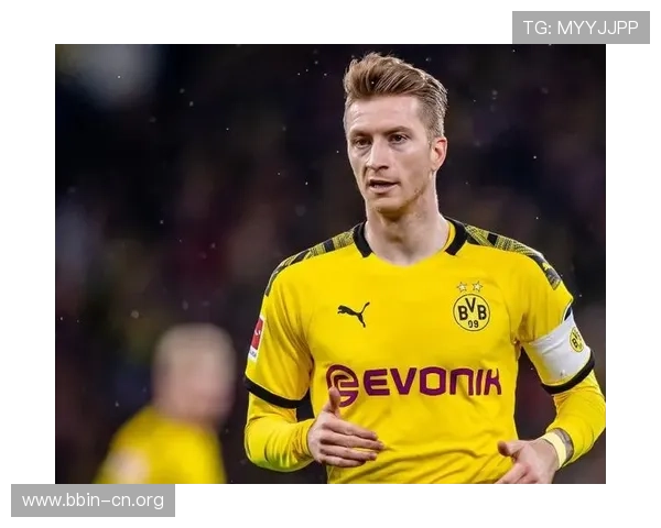 罗伊斯盛赞贝林厄姆初到多特已展现非凡胆识与持久拼搏精神气质魅力 罗伊斯盛赞贝林厄姆初到多特已展现非凡胆识与持久拼搏精神气质魅力