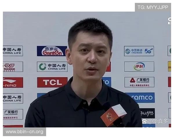 赛场表现惊艳获教练盛赞他以关键时刻稳定发挥成为球队不可或缺的核心力量